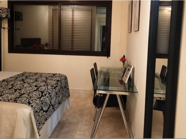2 Schlafzimmer Apartment in Estepona