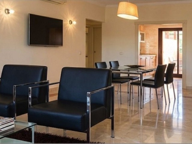 2 Schlafzimmer Apartment in Estepona