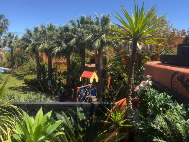 2 Schlafzimmer Apartment in Estepona