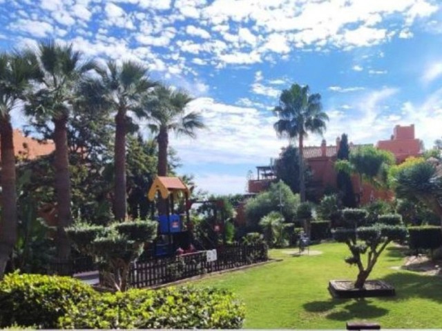 2 Schlafzimmer Apartment in Estepona