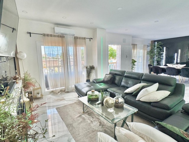 5 Makuuhuoneen Huvila Alhaurín de la Torre