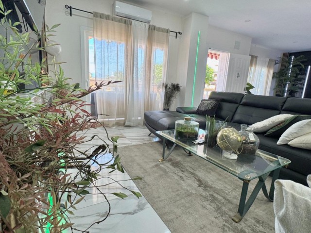 5 Makuuhuoneen Huvila Alhaurín de la Torre