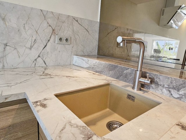 Villa avec 3 Chambres  à Estepona