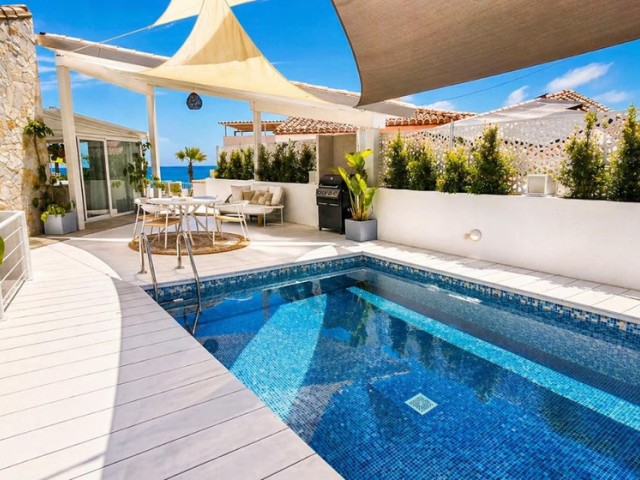 Villa avec 3 Chambres  à Estepona