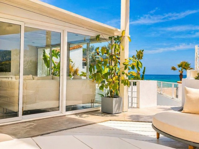 Villa avec 3 Chambres  à Estepona