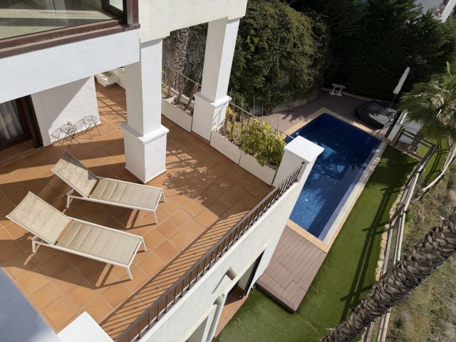 4 Makuuhuoneen Huvila Benahavís