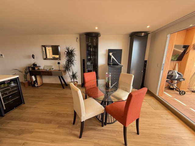 2 Schlafzimmer Apartment in Elviria