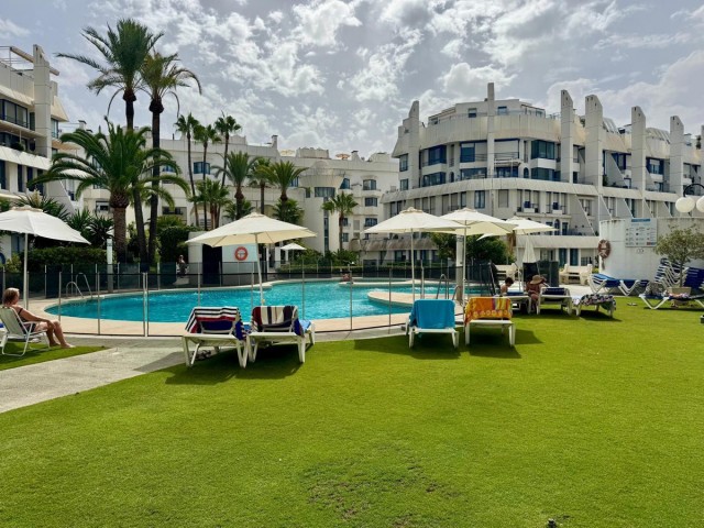 2 Bedrooms Apartment in Marbella