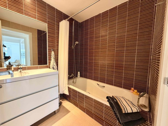 3 Makuuhuoneen Huoneisto Benahavís