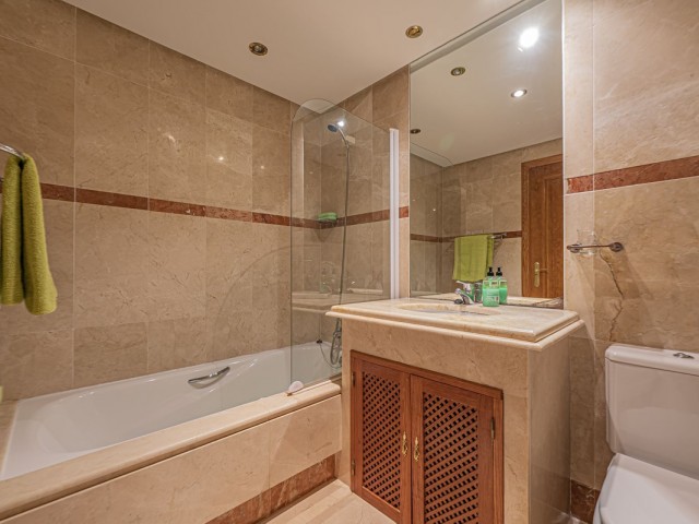 3 Makuuhuoneen Huoneisto Costalita