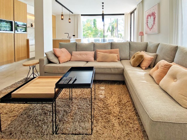 3 Schlafzimmer Apartment in Puerto Banús