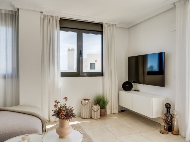 Apartamento con 2 Dormitorios  en Estepona