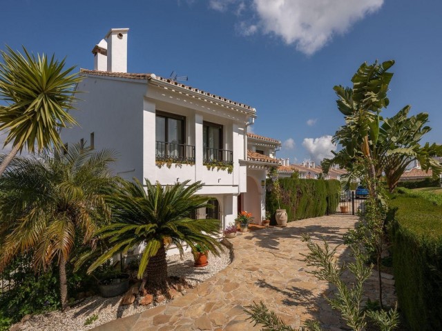 3 Makuuhuoneen Rivitalo Alhaurín el Grande