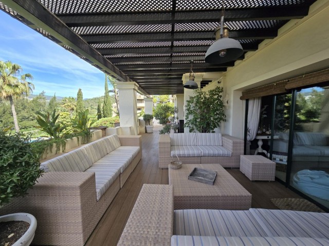 2 Makuuhuoneen Huoneisto Benahavís