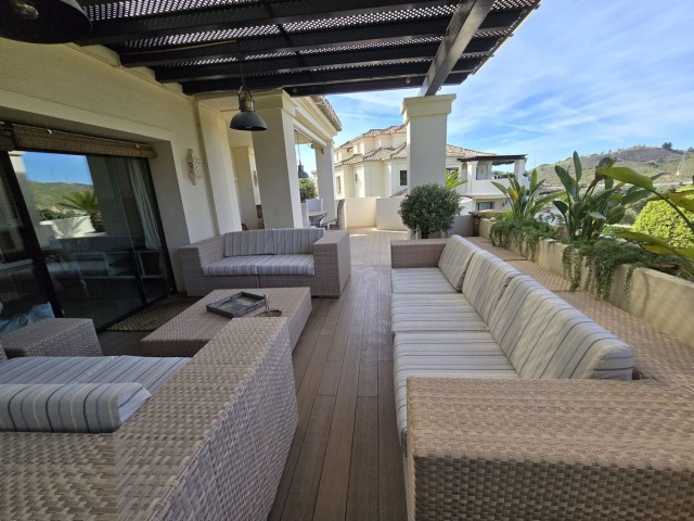 2 Makuuhuoneen Huoneisto Benahavís