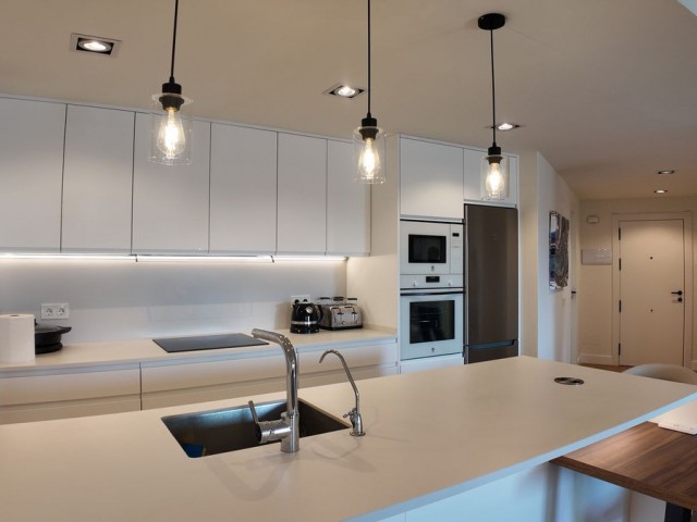 3 Makuuhuoneen Huoneisto San Pedro de Alcántara