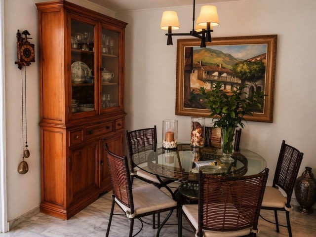 2 Schlafzimmer Apartment in Nueva Andalucía