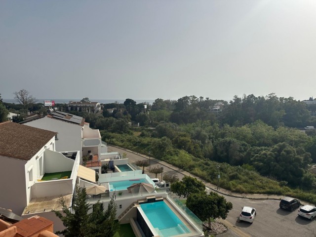 4 Makuuhuoneen Rivitalo Cabopino