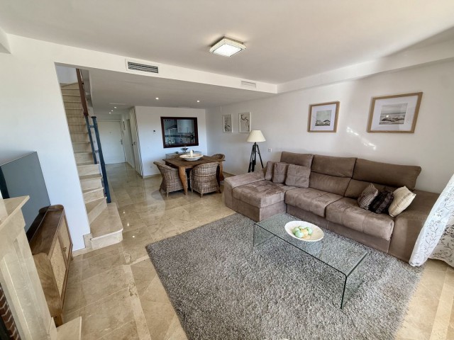 Radhus, Cabopino, R5365018