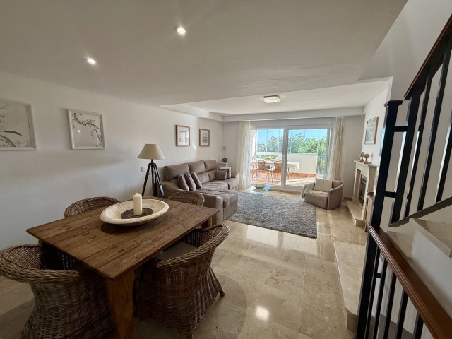 Radhus, Cabopino, R5365018