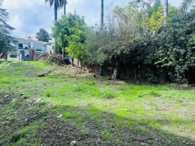  Tontti Nueva Andalucía