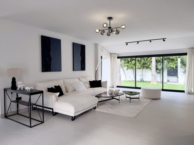 5 Makuuhuoneen Huvila Puerto Banús