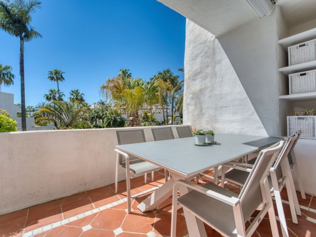 3 Makuuhuoneen Huoneisto Puerto Banús