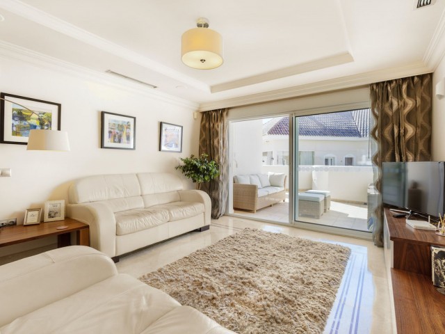 Appartement avec 2 Chambres  à Nueva Andalucía