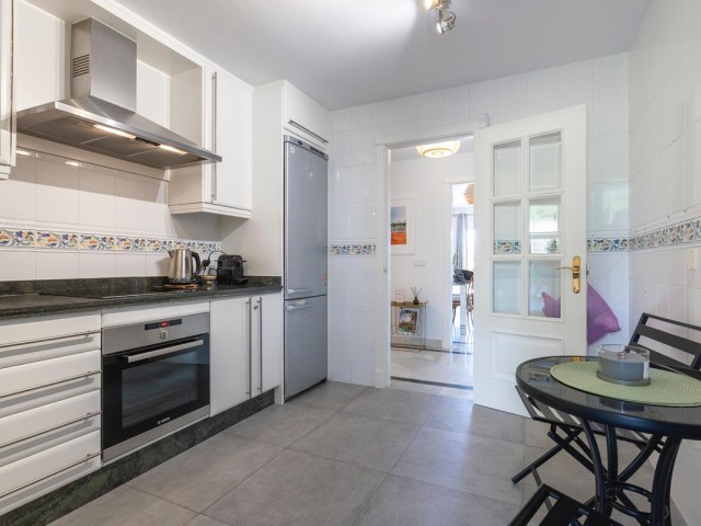 2 Makuuhuoneen Huoneisto Nueva Andalucía