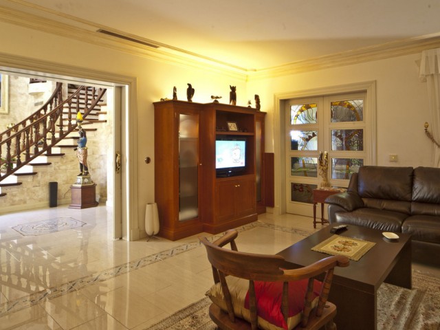 6 Makuuhuoneen Huvila Nueva Andalucía