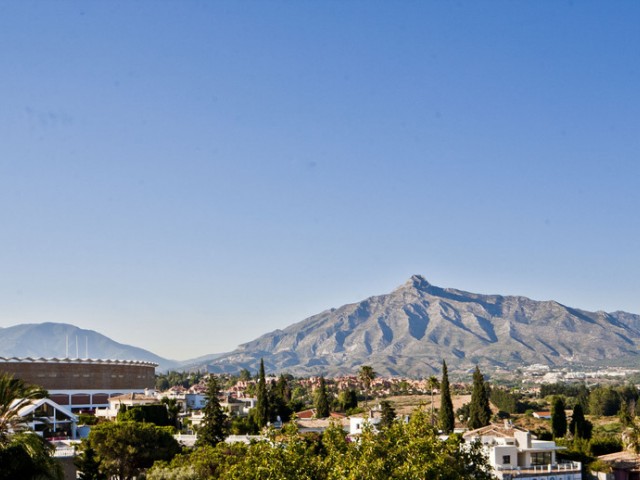 6 Makuuhuoneen Huvila Nueva Andalucía