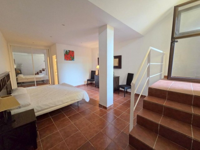 3 Bedrooms Apartment in Casares