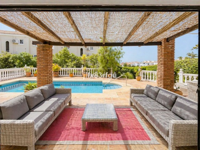 4 Makuuhuoneen Huvila Riviera del Sol