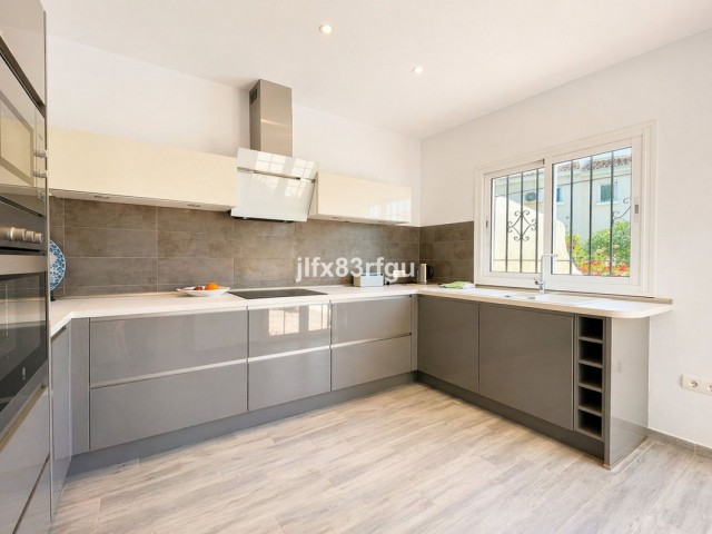 4 Makuuhuoneen Huvila Riviera del Sol