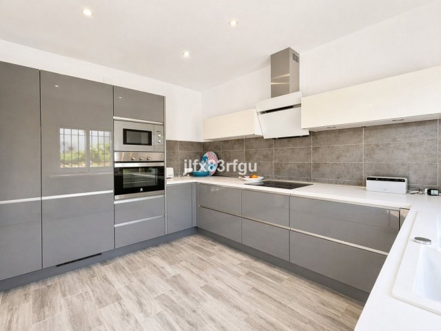 4 Makuuhuoneen Huvila Riviera del Sol