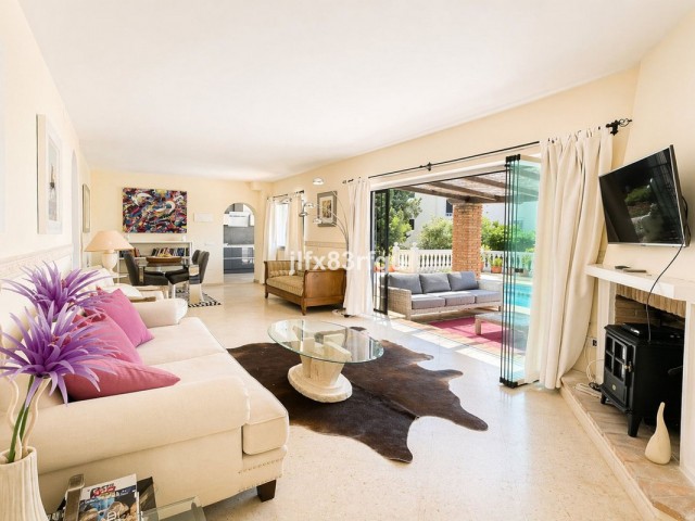 4 Makuuhuoneen Huvila Riviera del Sol