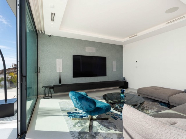 6 Makuuhuoneen Huvila Benahavís