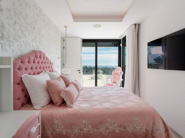 6 Makuuhuoneen Huvila Benahavís