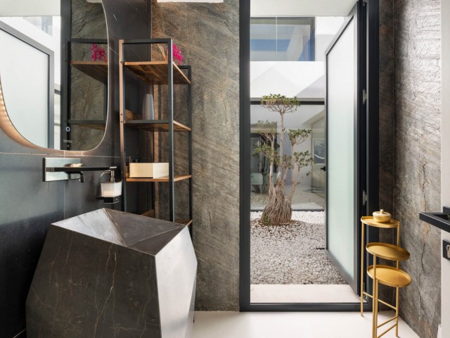 6 Makuuhuoneen Huvila Benahavís