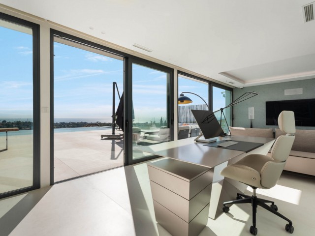 6 Makuuhuoneen Huvila Benahavís