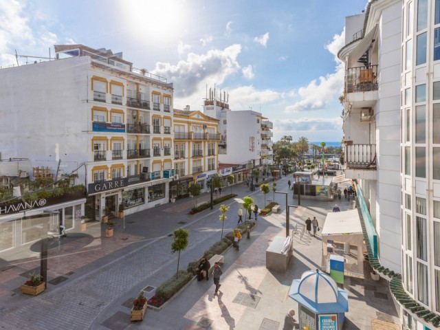 Commercial avec 1 Chambres  à San Pedro de Alcántara