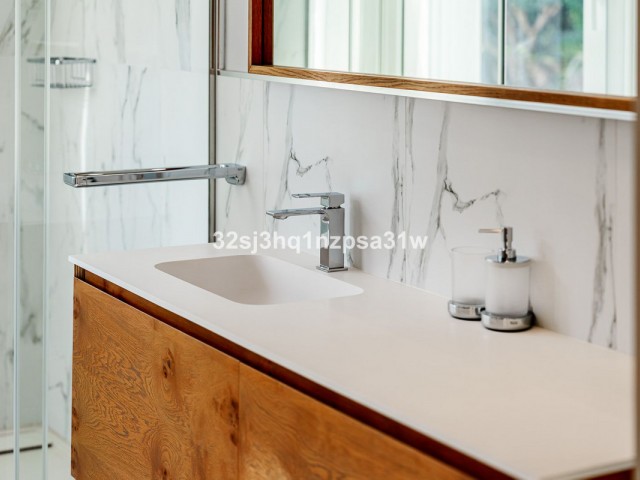 6 Schlafzimmer Apartment in Marbella