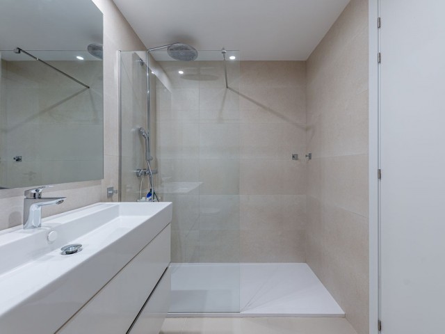 3 Makuuhuoneen Huoneisto Estepona