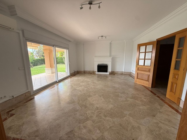 3 Makuuhuoneen Rivitalo Marbella