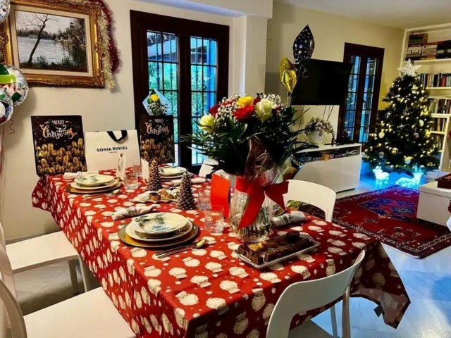 3 Bedrooms Townhouse in Guadalmina Baja