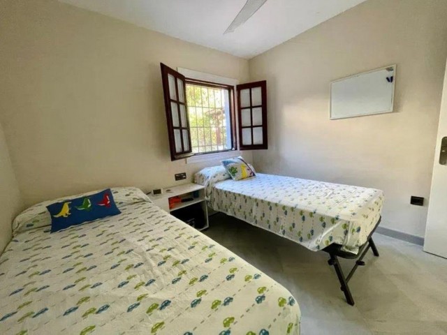 3 Bedrooms Townhouse in Guadalmina Baja