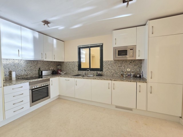 2 Makuuhuoneen Huoneisto Benahavís