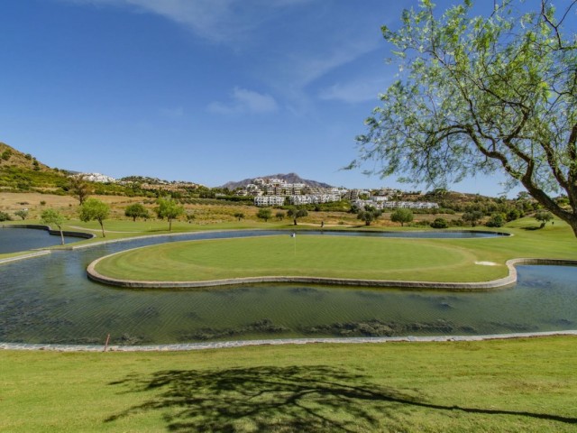 2 Makuuhuoneen Huoneisto Benahavís