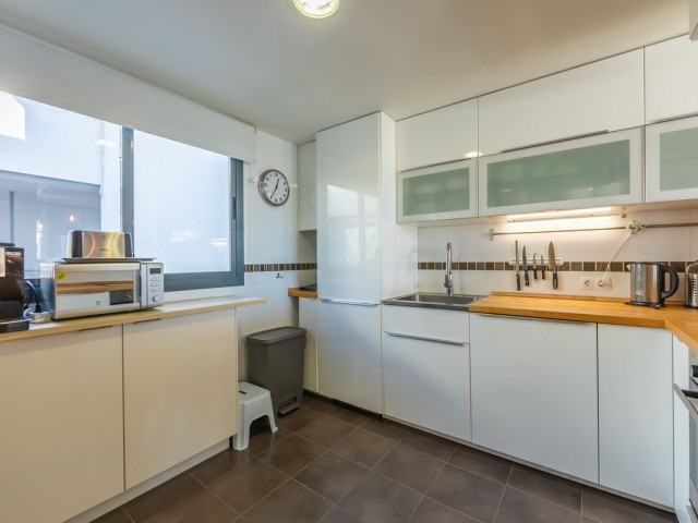 Kattohuoneisto Casares Playa