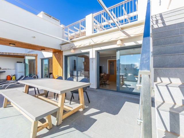 Kattohuoneisto Casares Playa